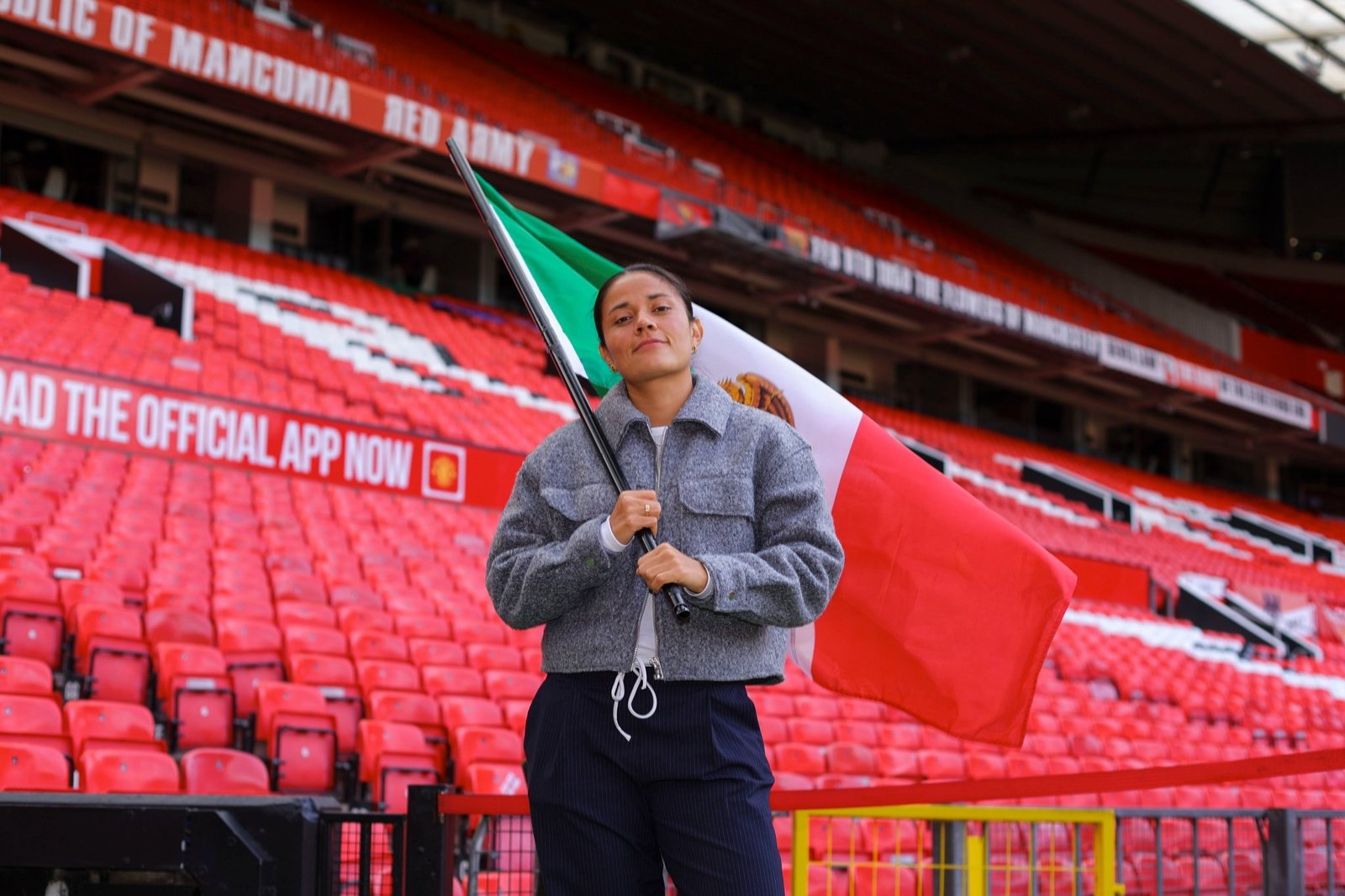 ¡Rebeca Bernal hace historia para el futbol mexicano con el Manchester United!